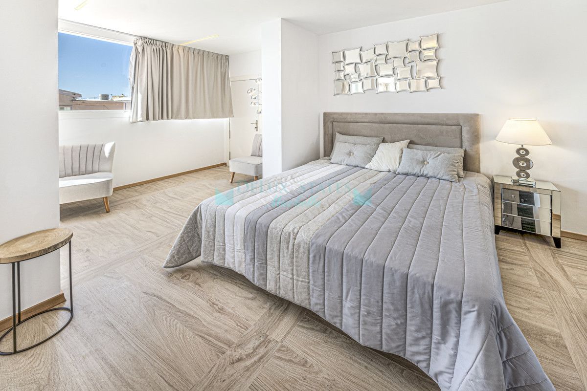 Ático en venta en Estepona