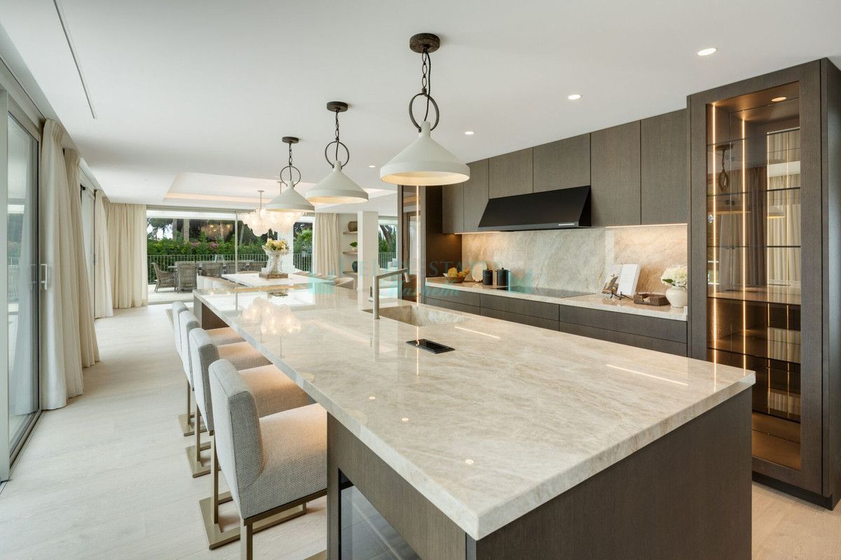 Villa en venta en Nagüeles, Marbella Golden Mile