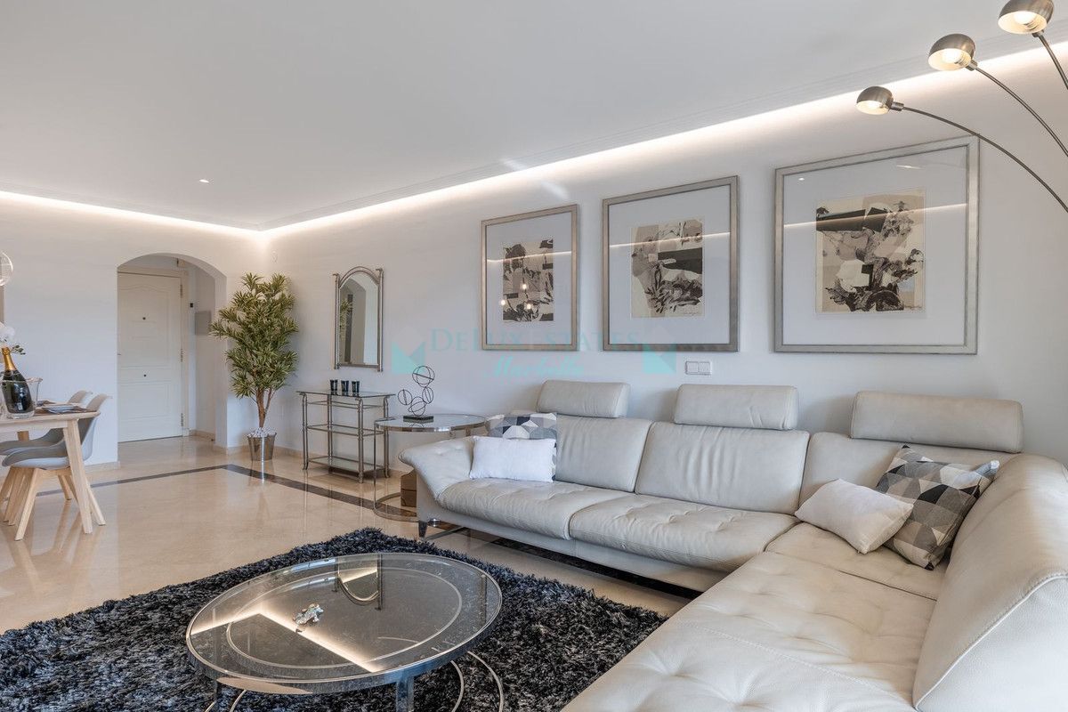 Ground Floor Apartment for sale in Los Arqueros, Benahavis