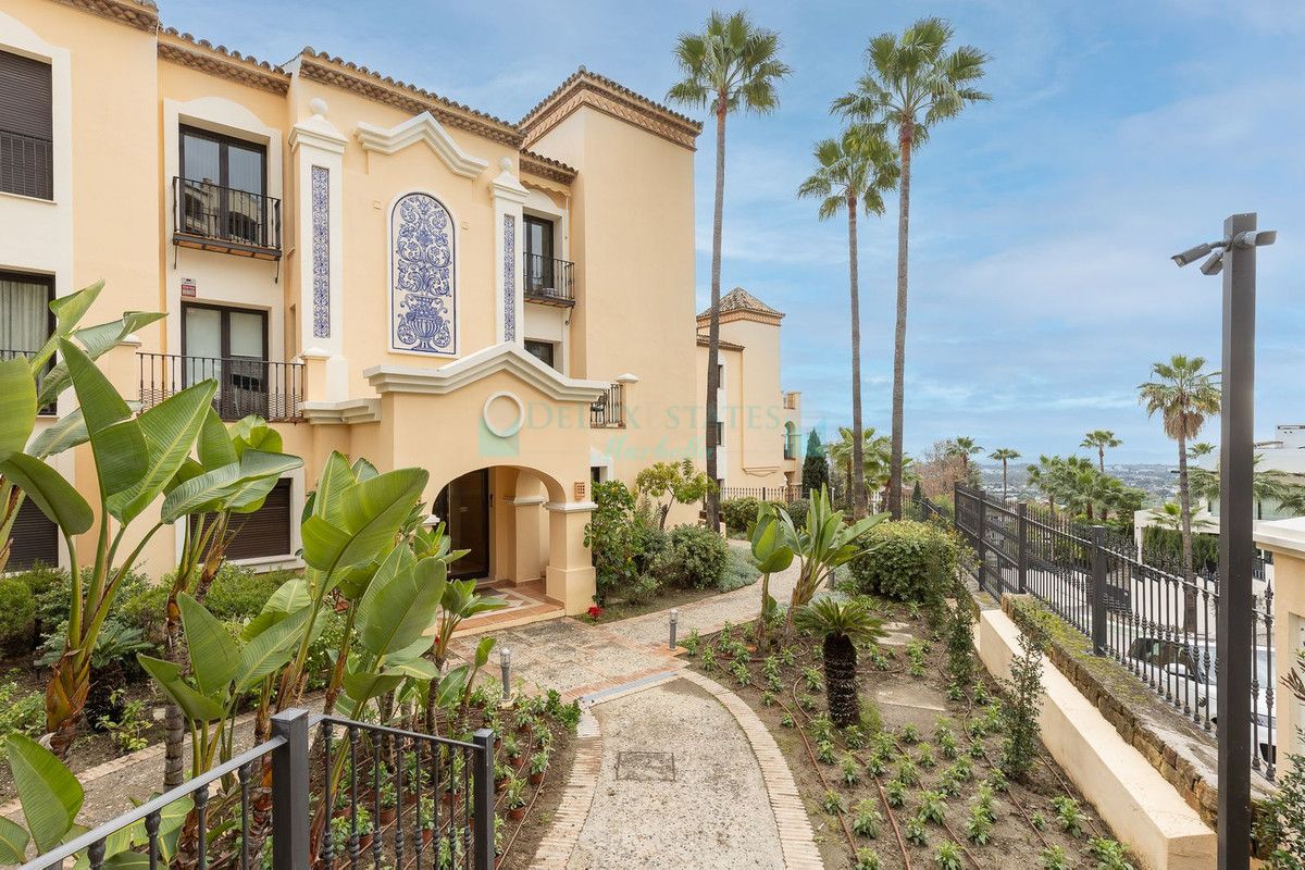 Apartamento Planta Baja en venta en Benahavis