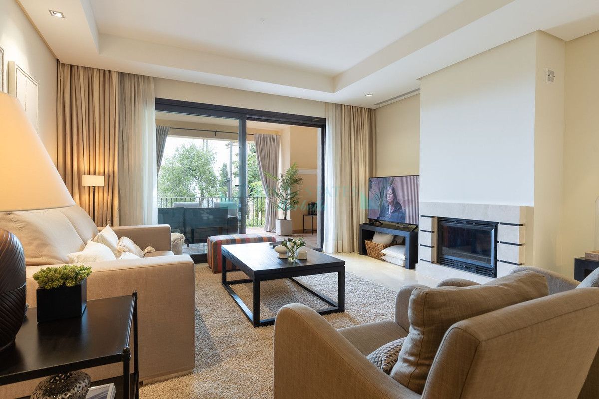 Apartamento Planta Baja en venta en Benahavis