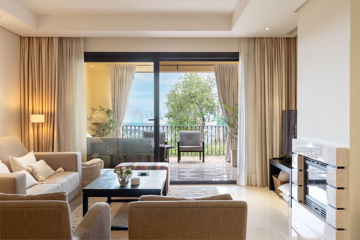 Apartamento Planta Baja en venta en Benahavis