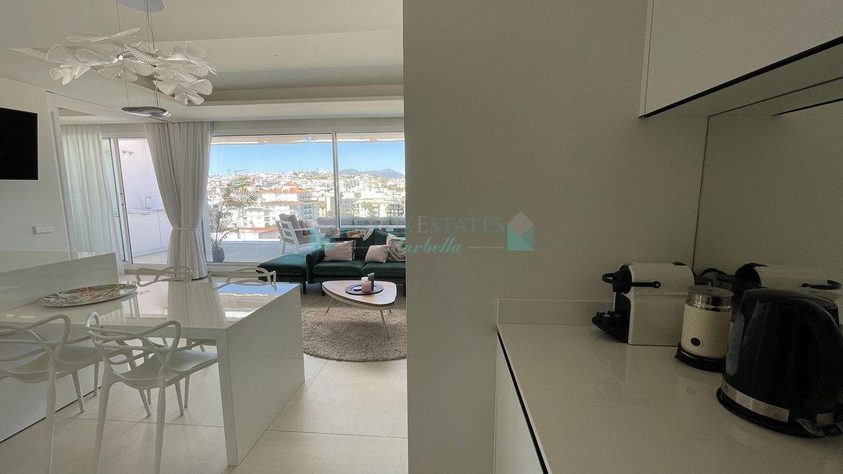 Penthouse for sale in Estepona