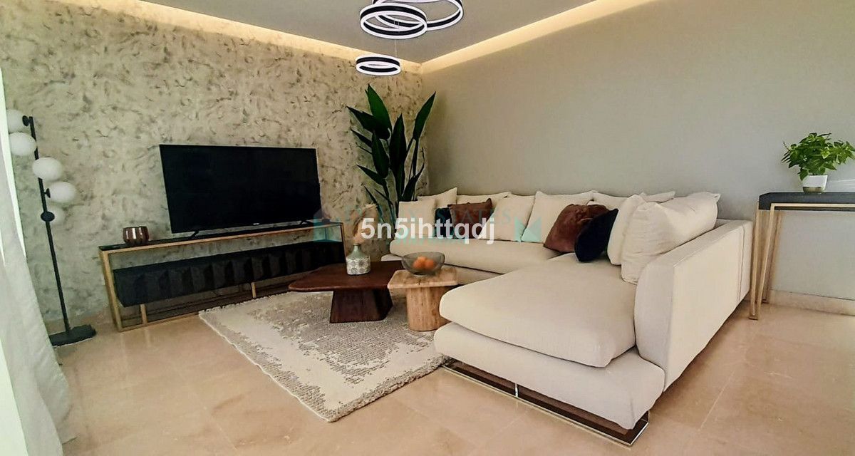 Ground Floor Apartment for sale in Benahavis