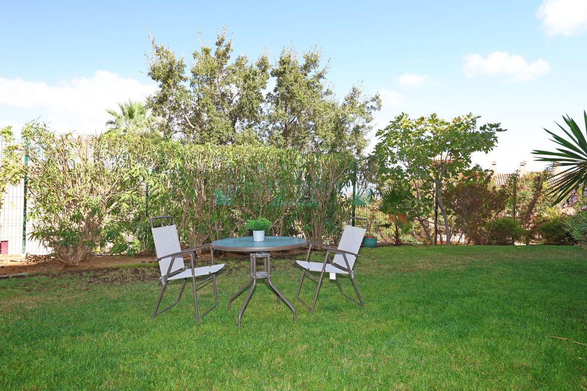 Apartamento Planta Baja en venta en La Mairena, Marbella Este