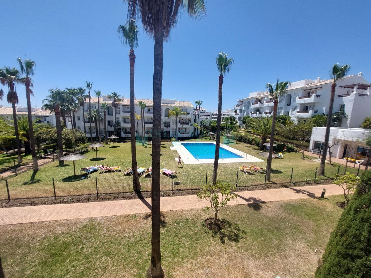 Apartment for sale in Selwo, Estepona