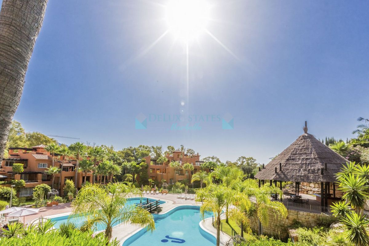 Ground Floor Apartment for sale in Nueva Andalucia