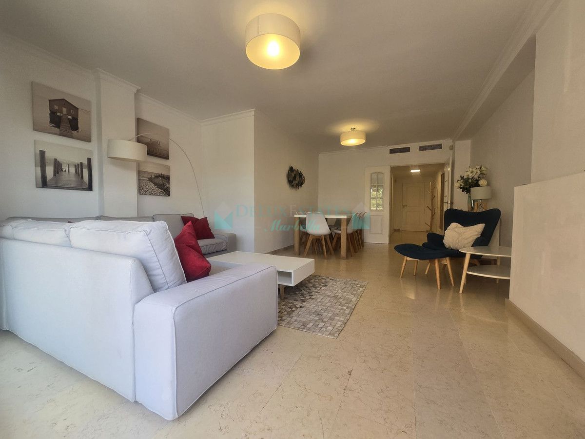 Apartamento Planta Baja en venta en Elviria, Marbella Este