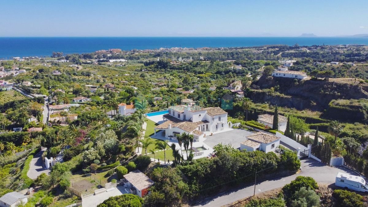 Villa en alquiler en Estepona