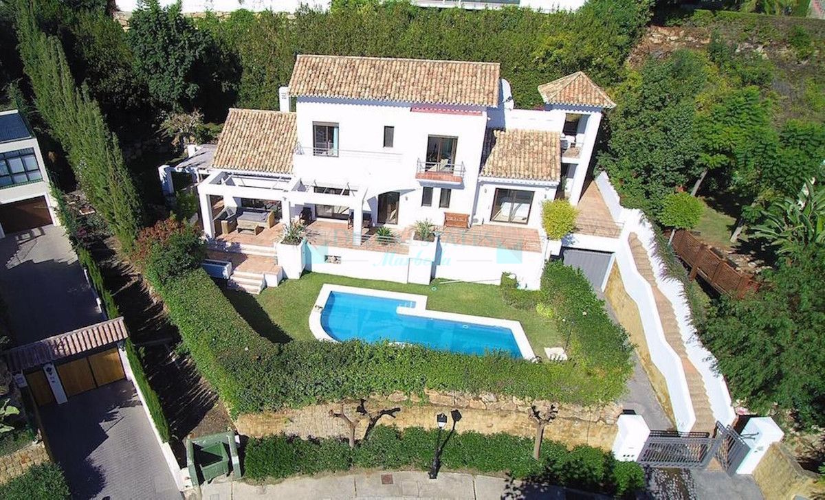 Villa en alquiler en Benahavis