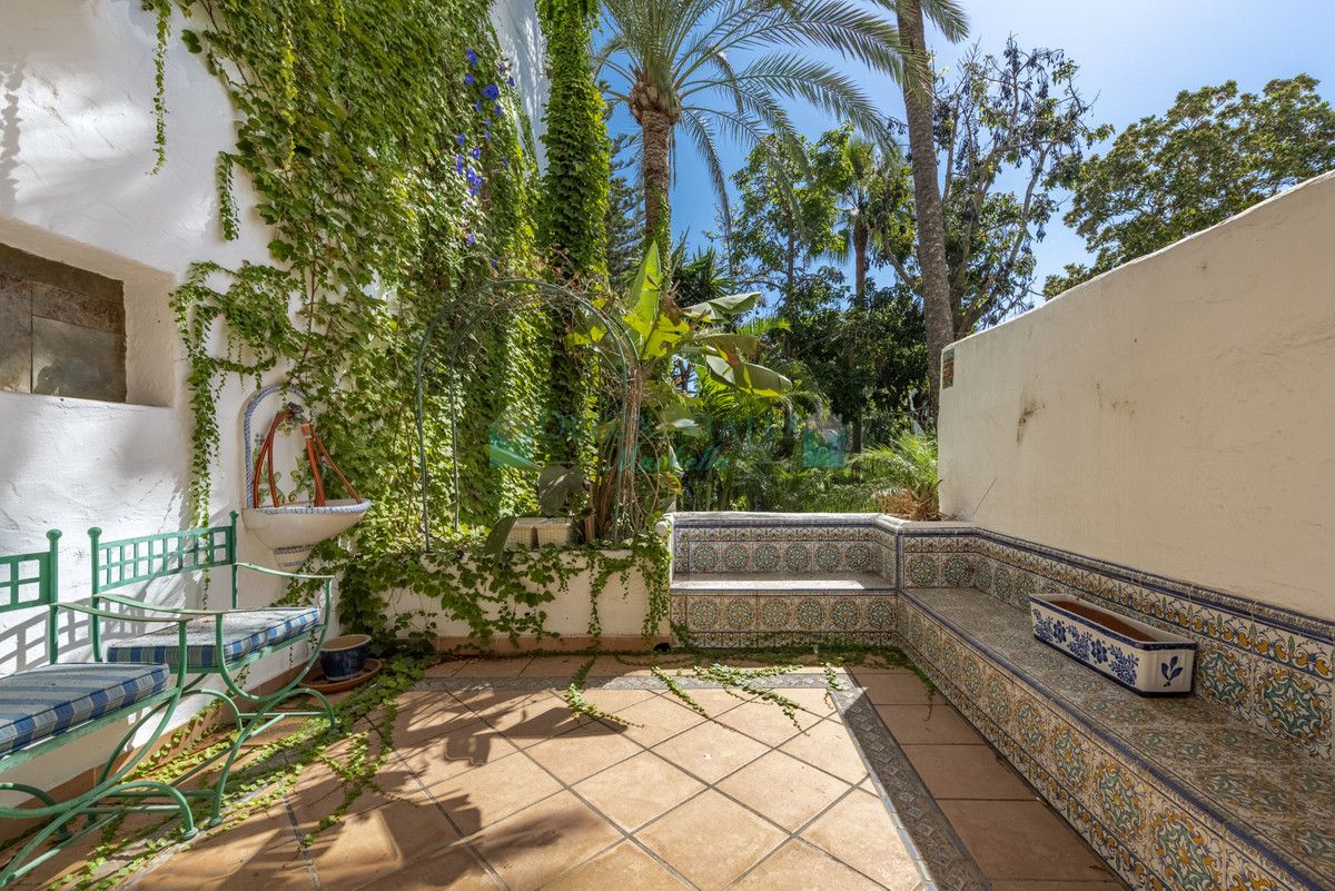 Ground Floor Apartment for sale in Marbella Golden Mile