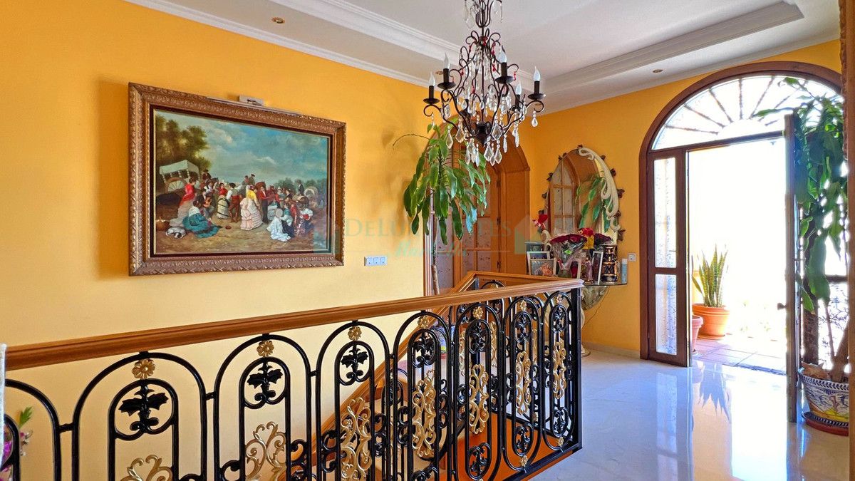 Villa for sale in La Reserva de Marbella, Marbella East