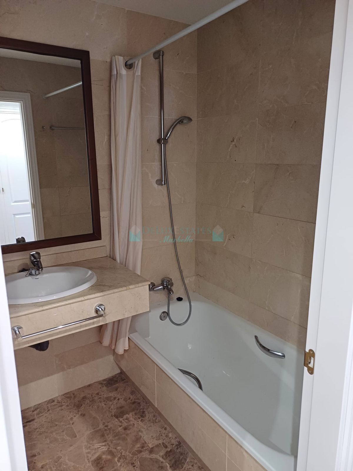 Apartamento en alquiler en San Pedro de Alcantara