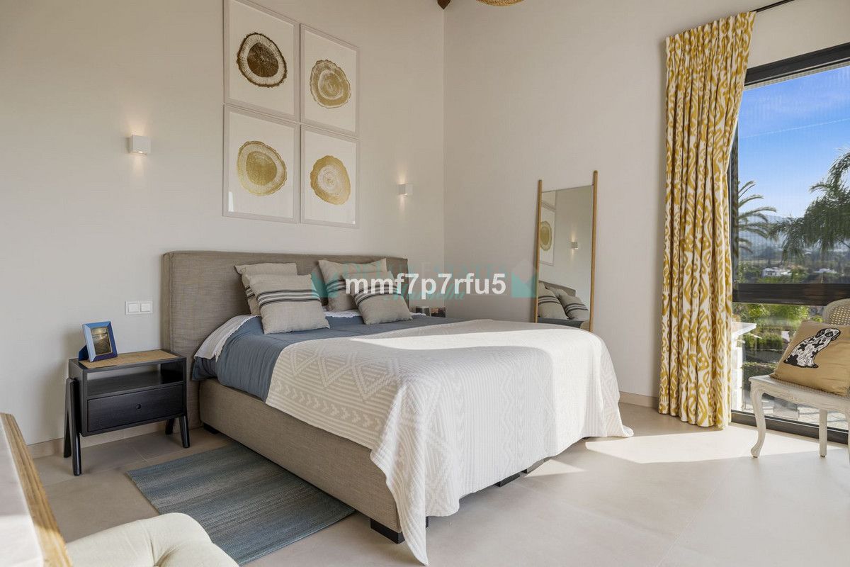 Villa for sale in Marbella Golden Mile