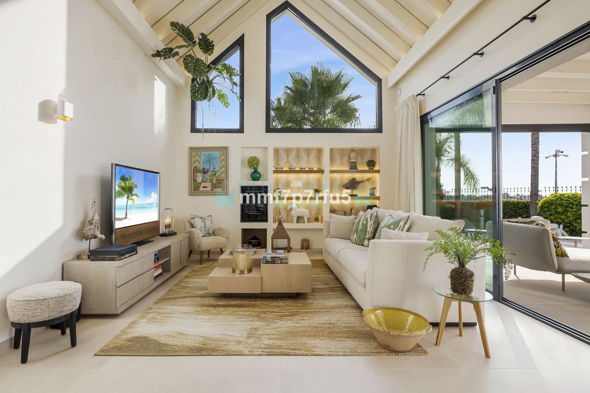 Villa for sale in Marbella Golden Mile