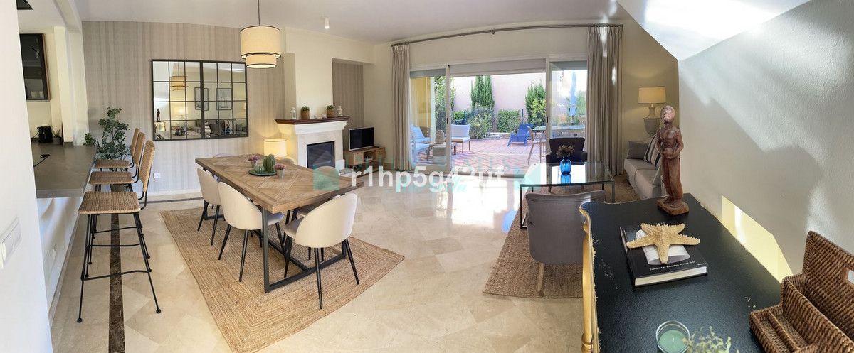 Town House for rent in Marbella