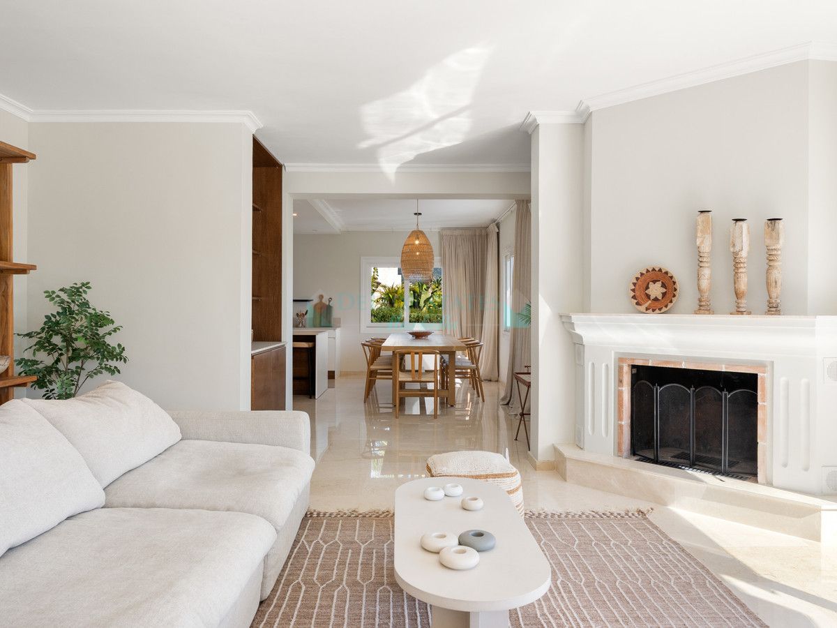 Villa for rent in Nueva Andalucia