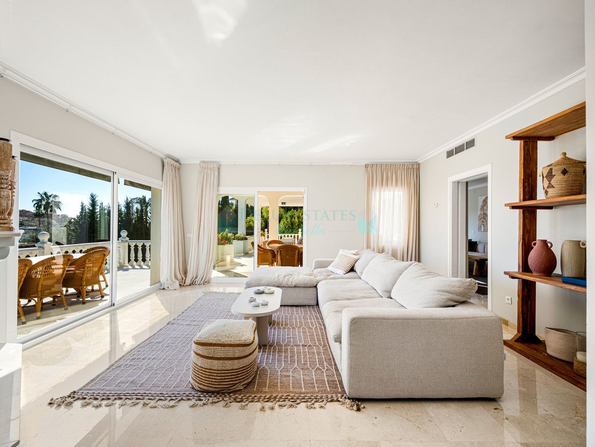 Villa for rent in Nueva Andalucia