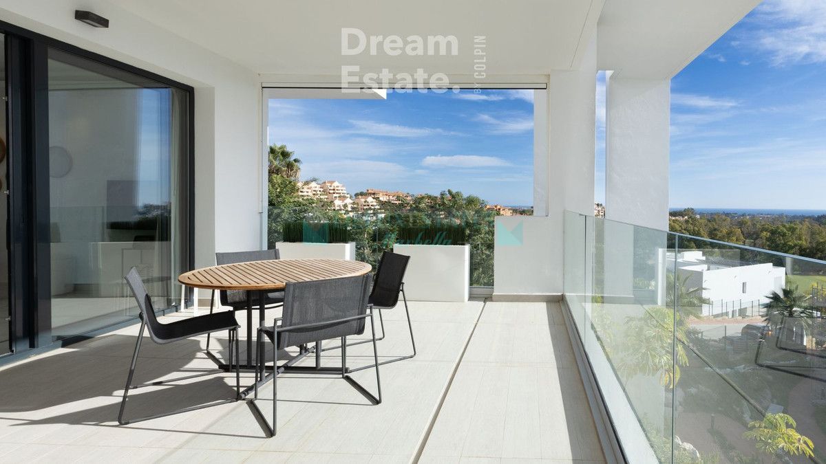 Apartment for sale in Benahavis