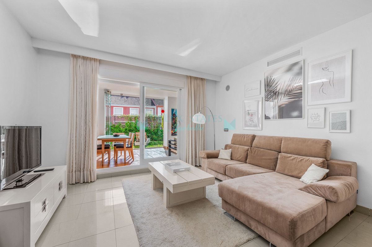 Apartamento Planta Baja en venta en Estepona