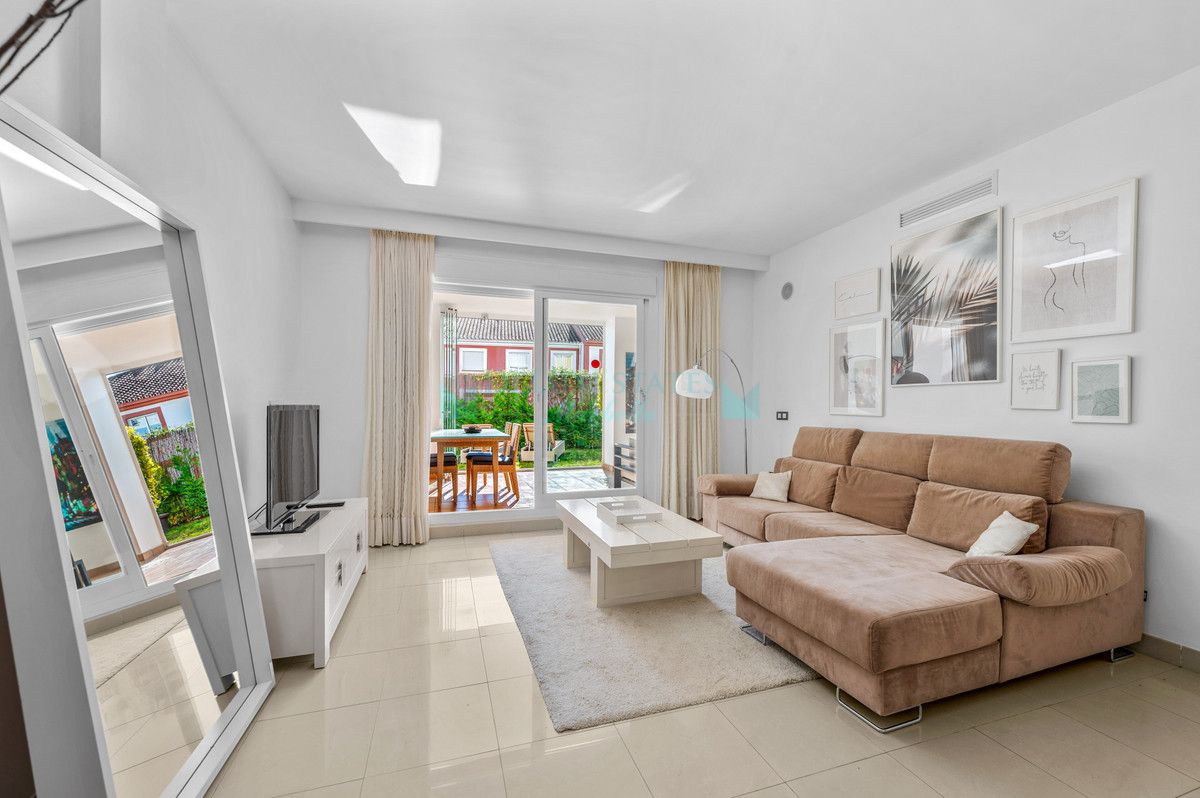 Apartamento Planta Baja en venta en Estepona