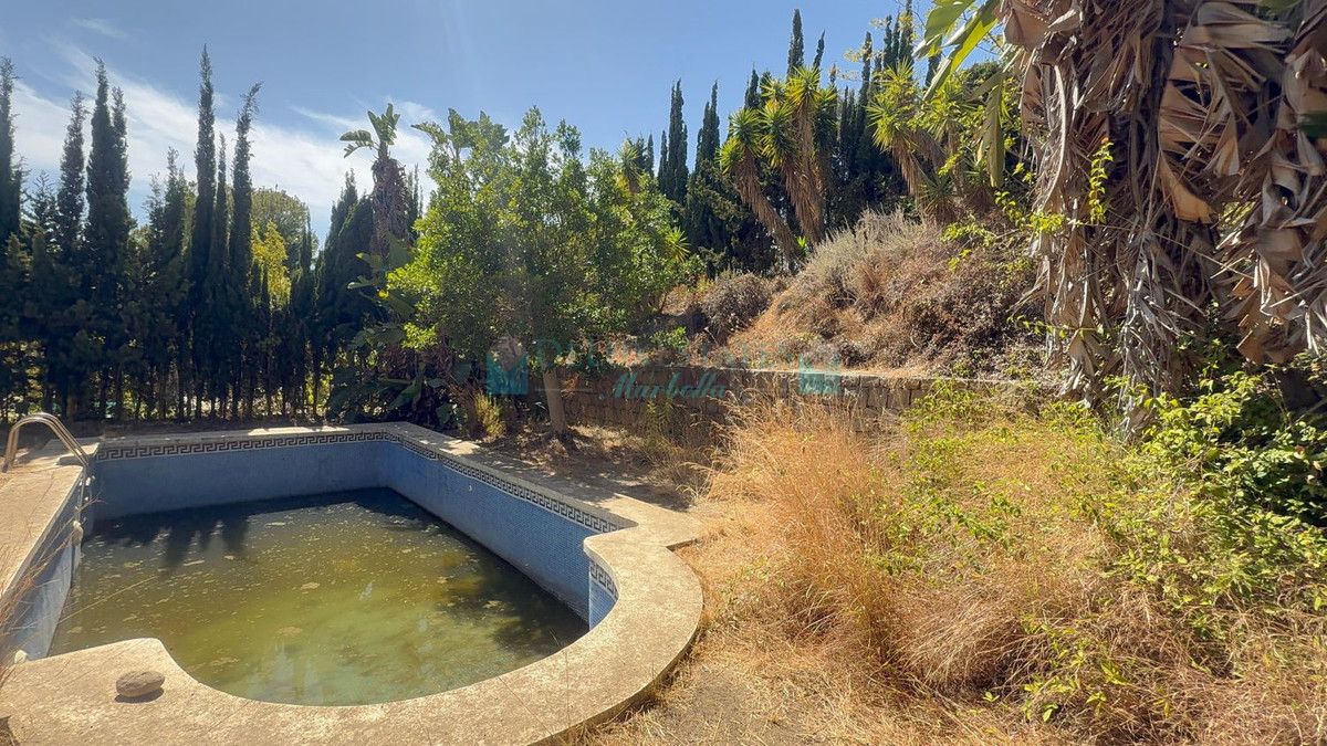 Town House for sale in Nueva Andalucia