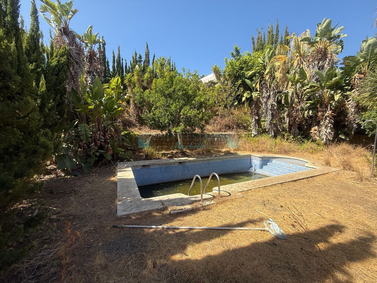 Town House for sale in Nueva Andalucia