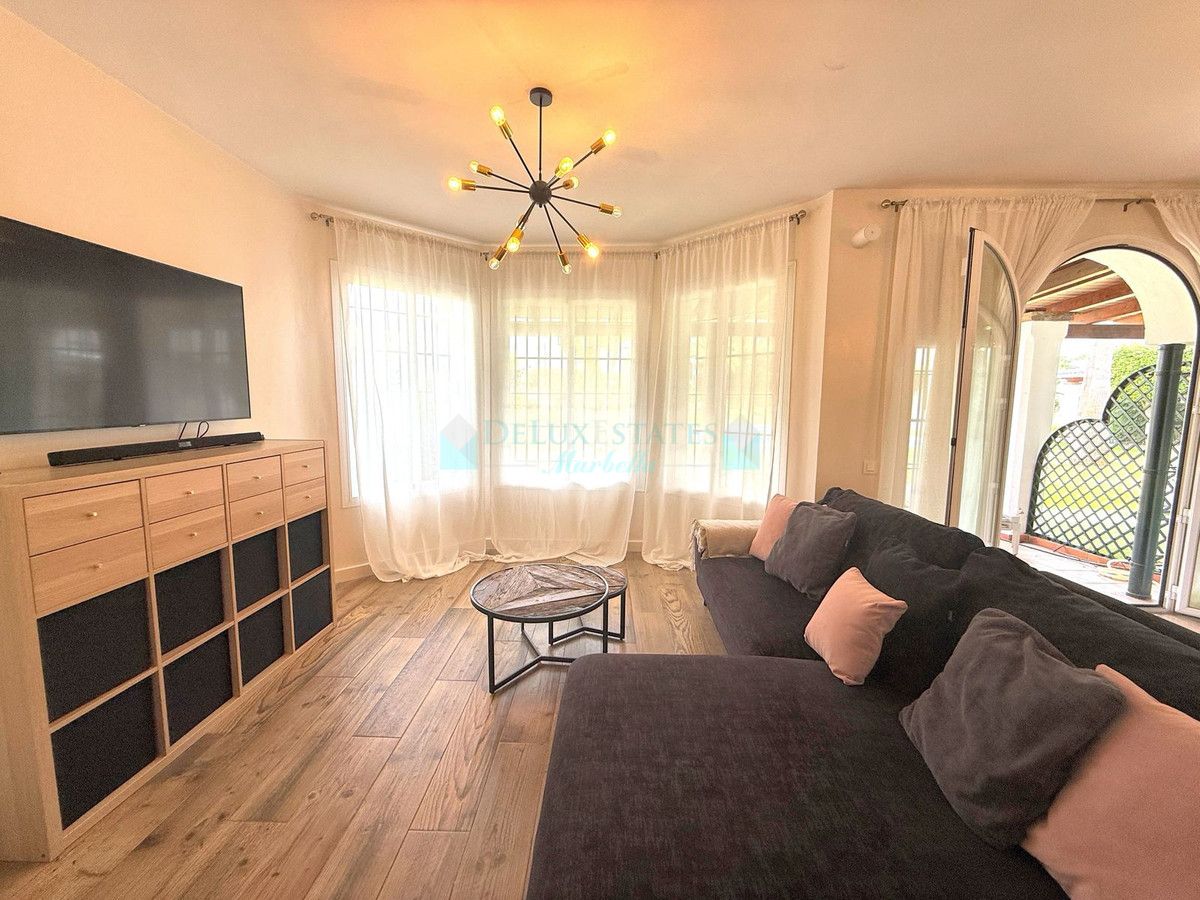 Town House for rent in Nueva Andalucia