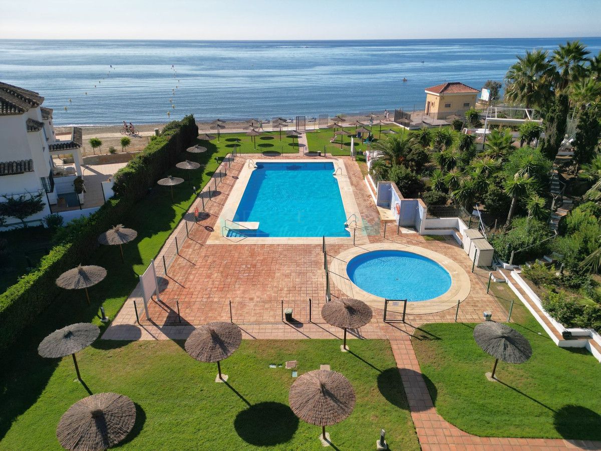 Apartment for sale in Estepona