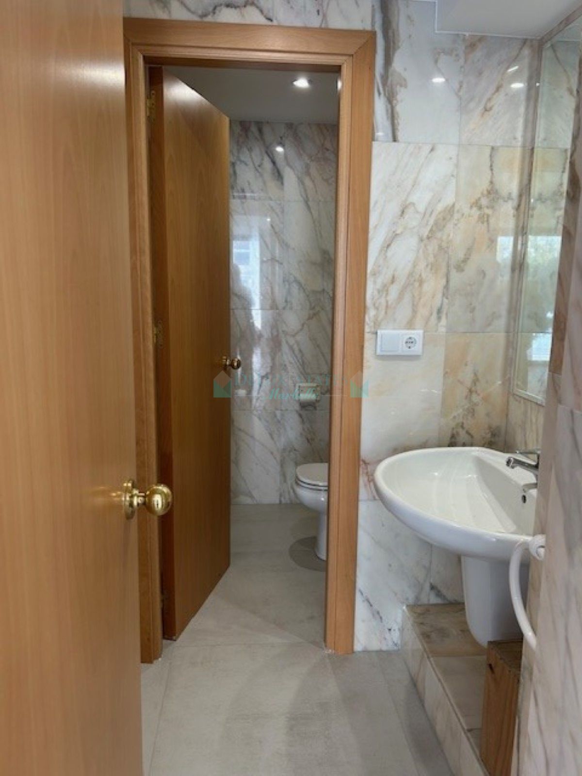 Office for rent in Marbella