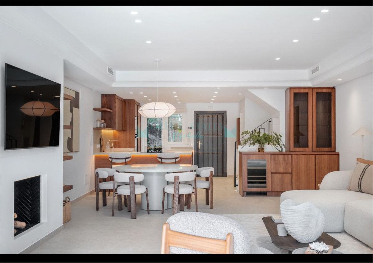 Town House for rent in Marbella