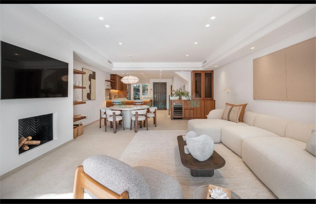 Town House for rent in Marbella