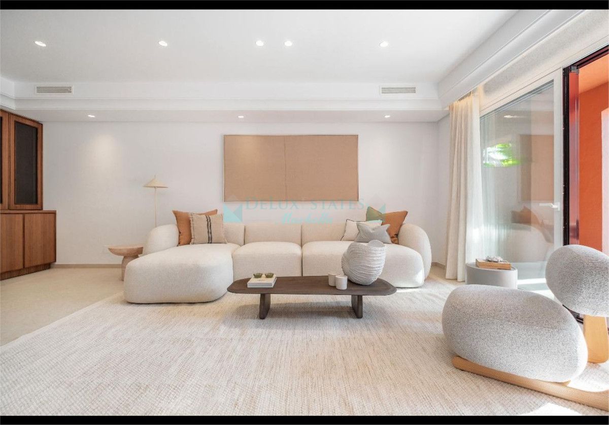 Town House for rent in Marbella