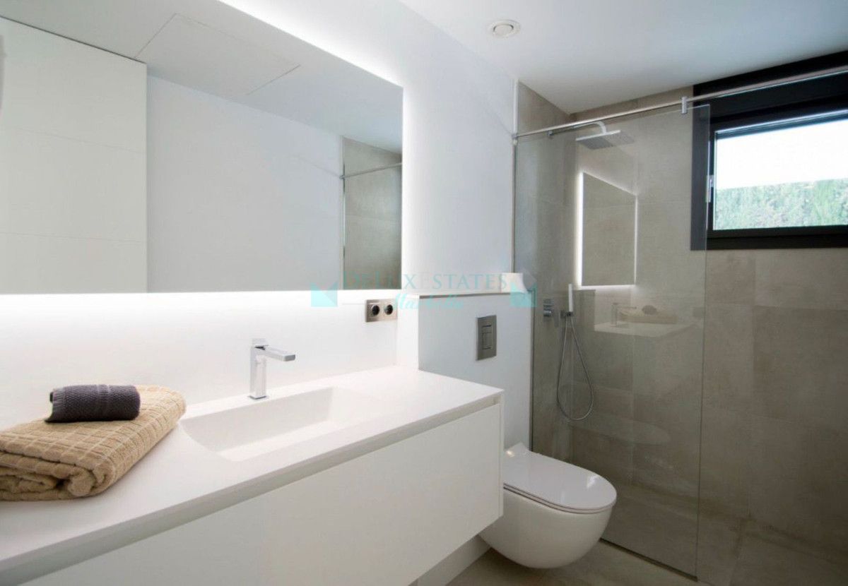 Villa for rent in Nueva Andalucia