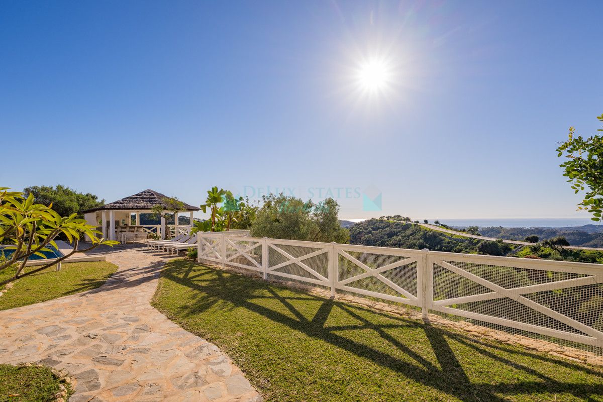 Villa en venta en Benahavis