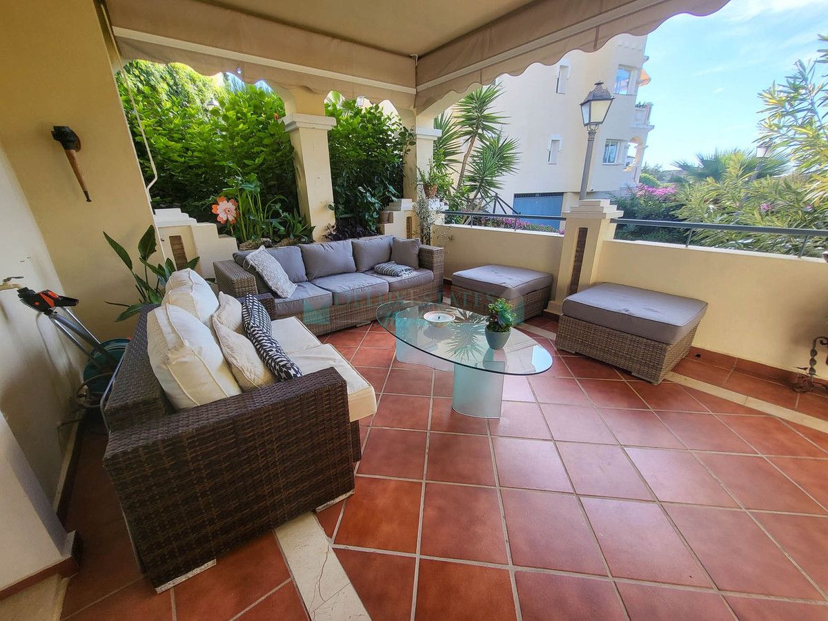 Ground Floor Apartment for sale in Elviria, Marbella East