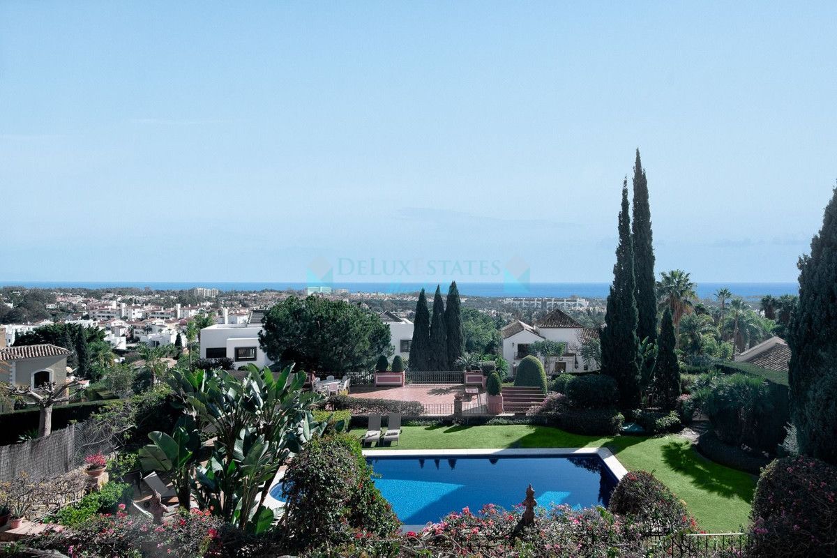 Villa for rent in El Paraiso, Estepona