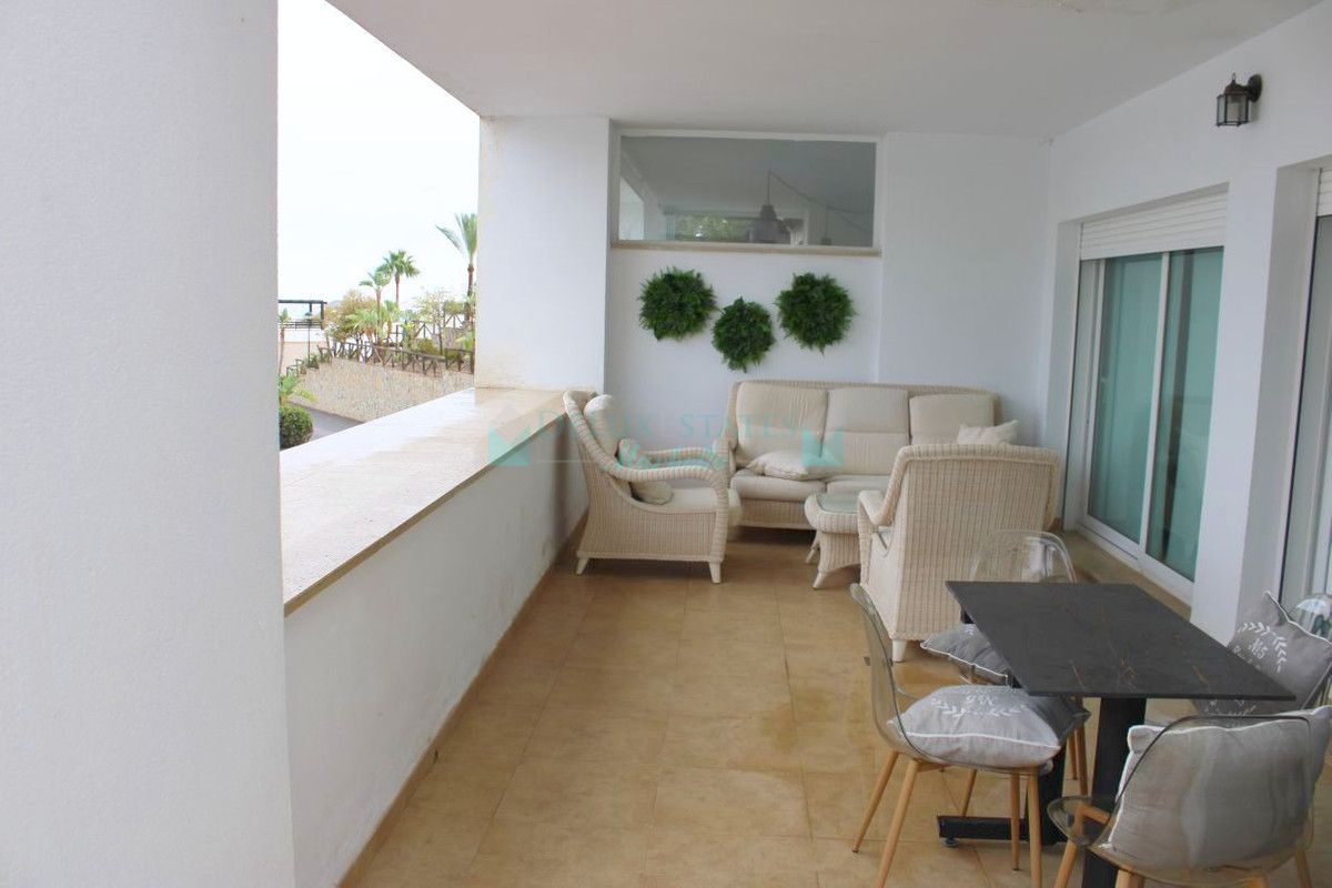 Town House for sale in Santa Clara, Marbella East