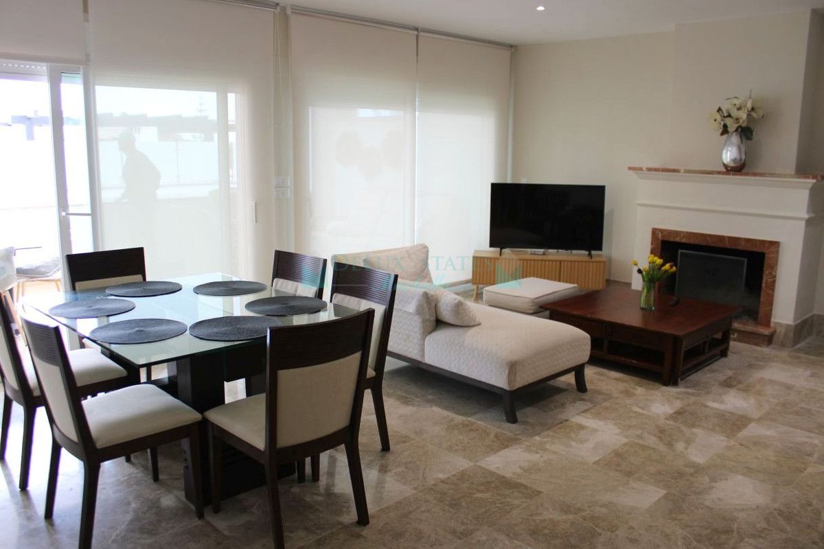 Town House for sale in Santa Clara, Marbella East