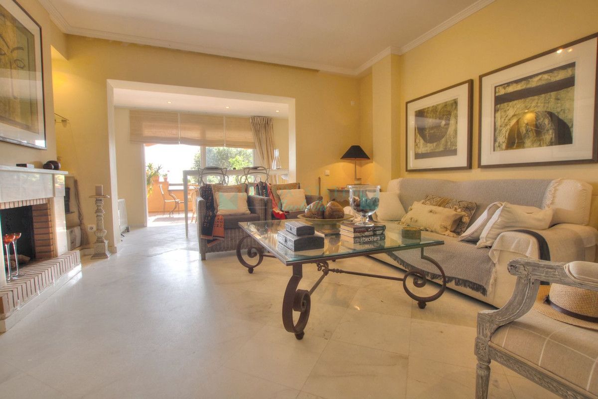 Ground Floor Apartment for sale in La Mairena, Marbella East