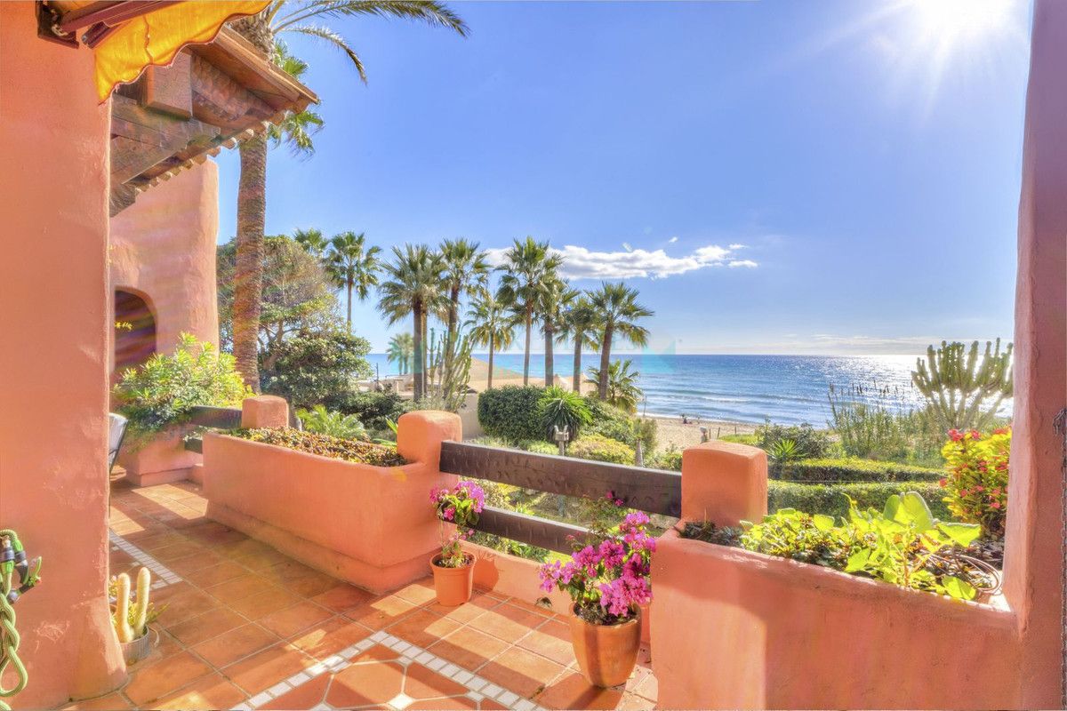 Apartment for sale in Las Chapas, Marbella East