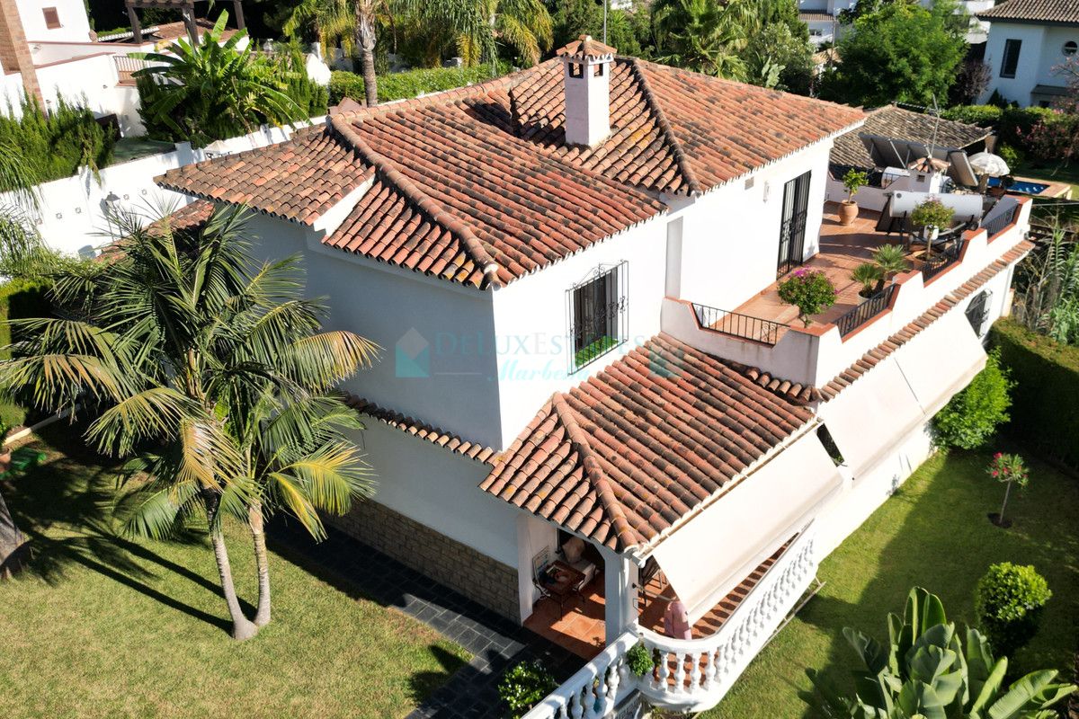 Villa for sale in Nagüeles, Marbella Golden Mile