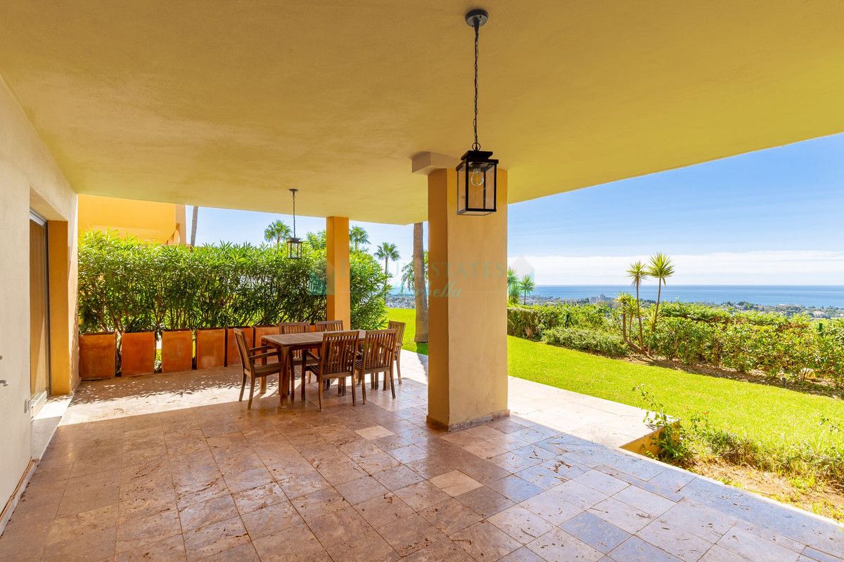 Apartamento Planta Baja en alquiler en Benahavis