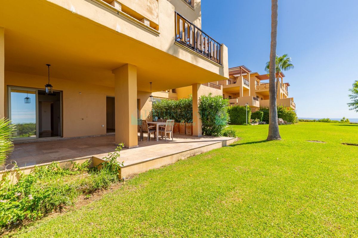 Apartamento Planta Baja en alquiler en Benahavis