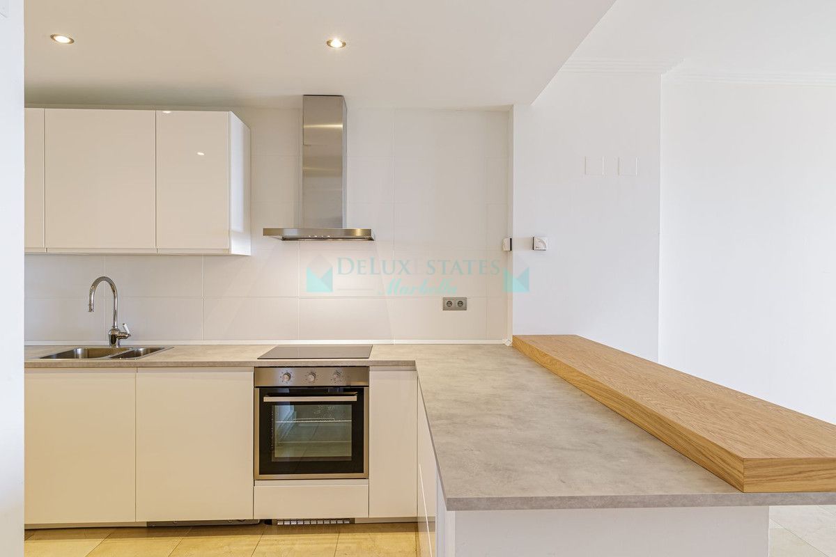 Apartamento Planta Baja en alquiler en Benahavis