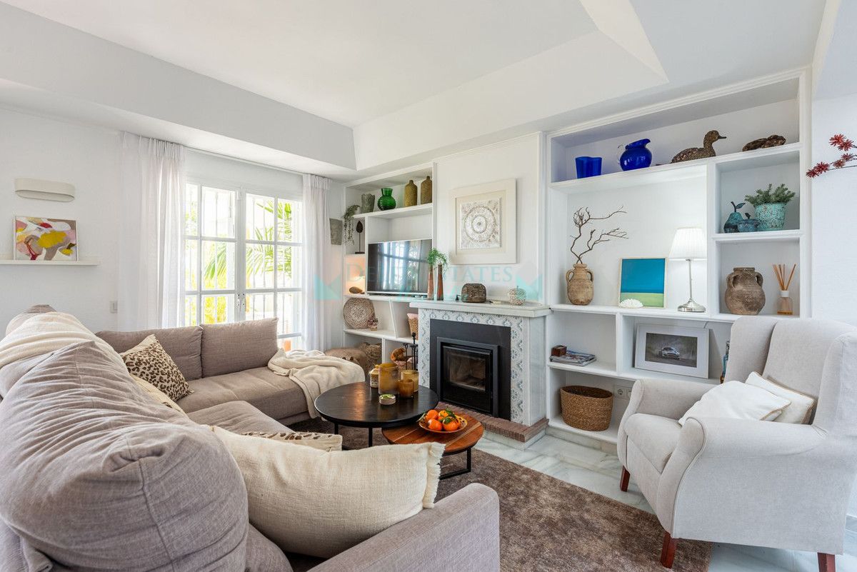 Adosado en venta en New Golden Mile, Estepona