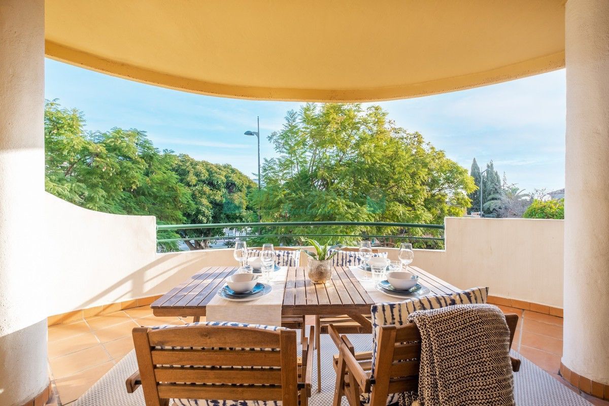 Apartment for rent in Nueva Andalucia