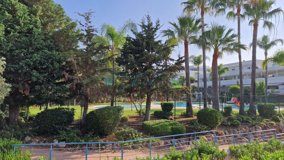 Apartment for sale in Nueva Andalucia