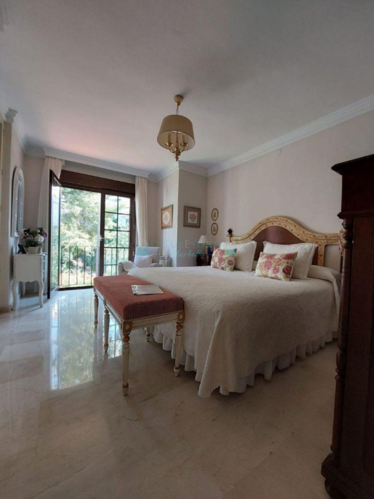 Semi Detached Villa for sale in Marbella