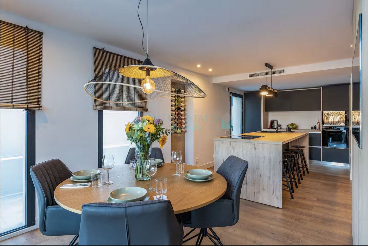 Villa for rent in Nueva Andalucia